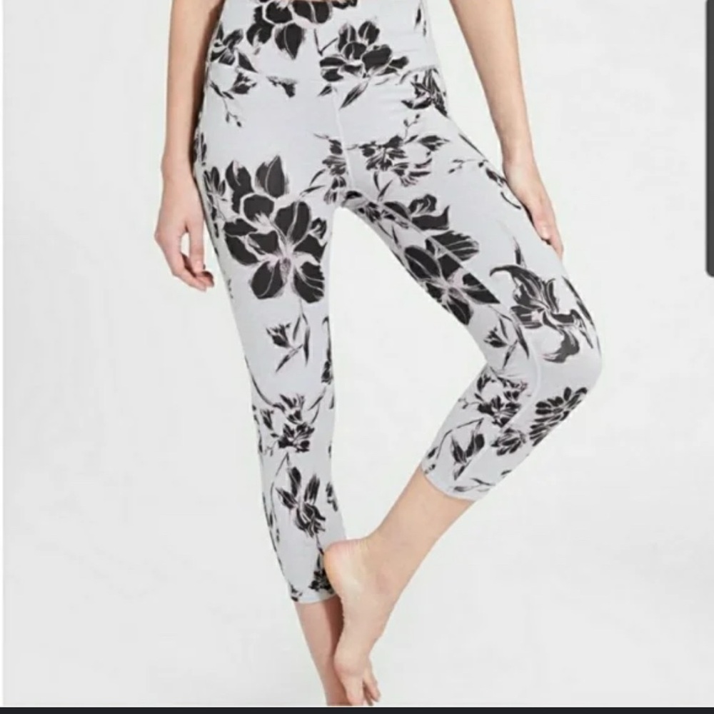 Athleta Medium High Rise Gray Crop Floral Purple and Gray Leggings